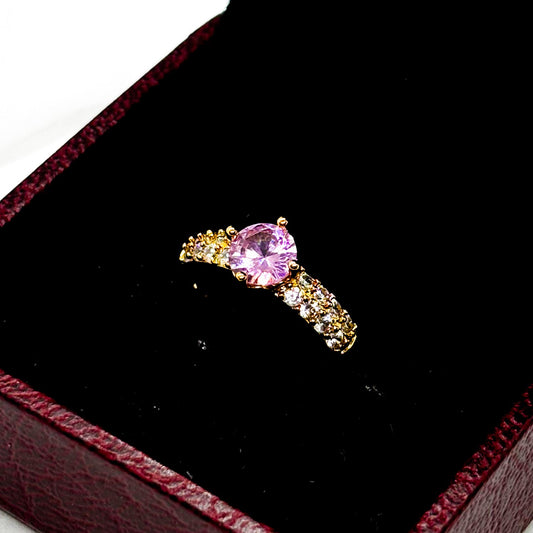 ELEGANT DESIGN GOLD PLATED RING