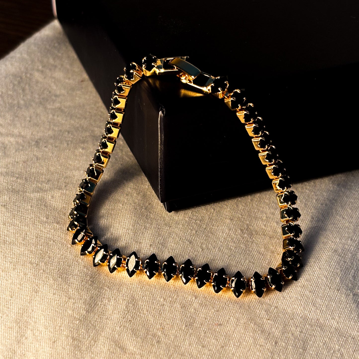 MODERN BLACK & GOLD BRACELET