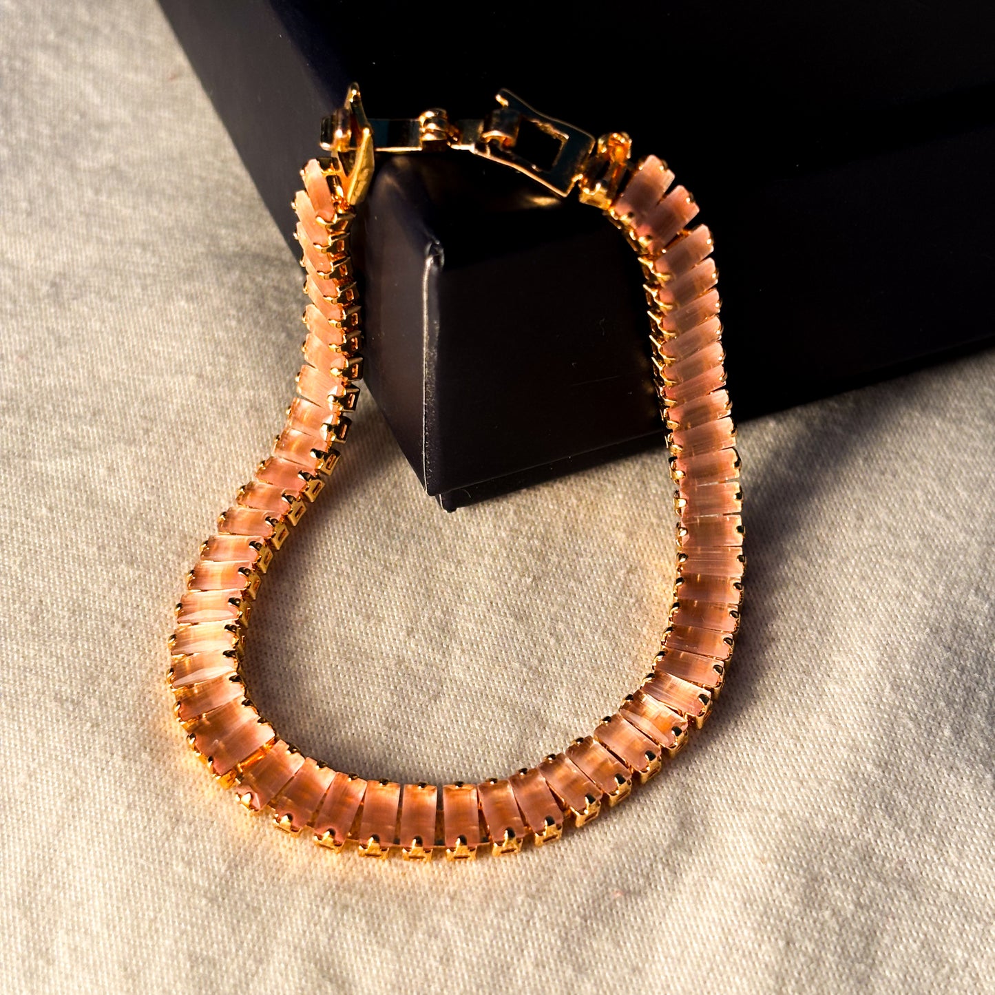 MODERN PINK & GOLD BRACELET