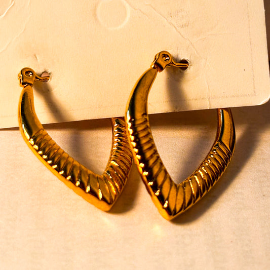 1K GOLD PLATED ELEGANT EARINGS