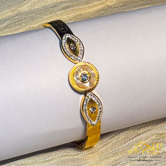 GOLDEN DIAL LINKED BRACELET