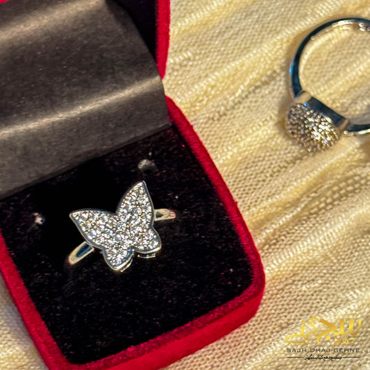 FLUTTER GLEAM SILVER BUTTERFLY RING