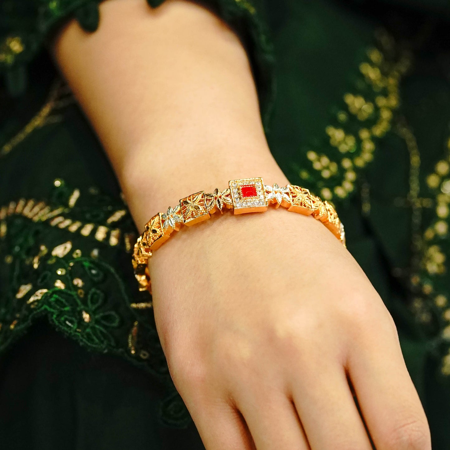 LUXURY GOLD-PLATED RUBY STONE BANGLE