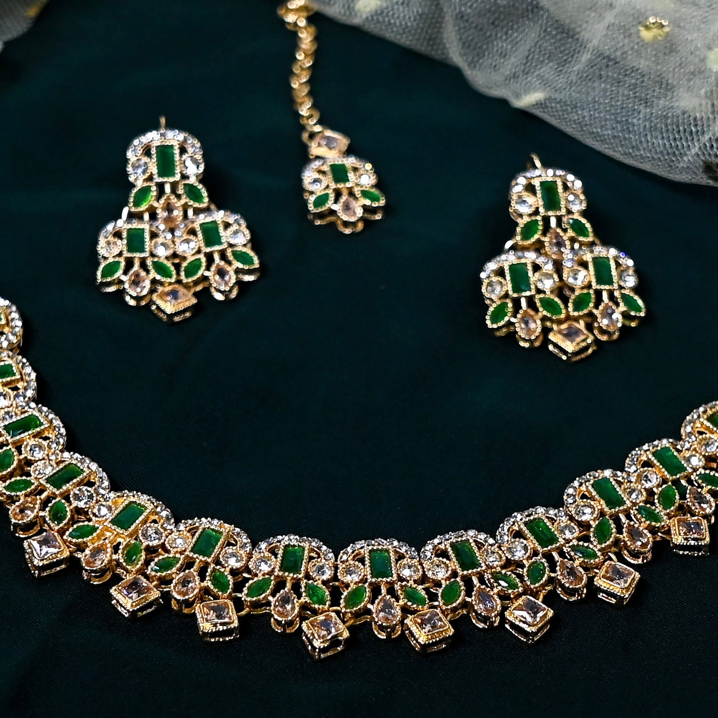 REGAL ENVY EMERALD BRIDAL SET